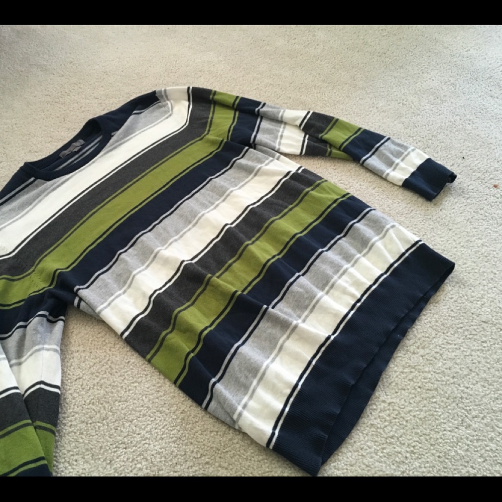 Old Navy XL men’s crewneck sweater